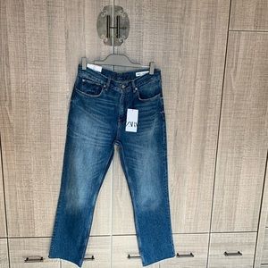 Zara Mid Rise Slim‎ Jeans